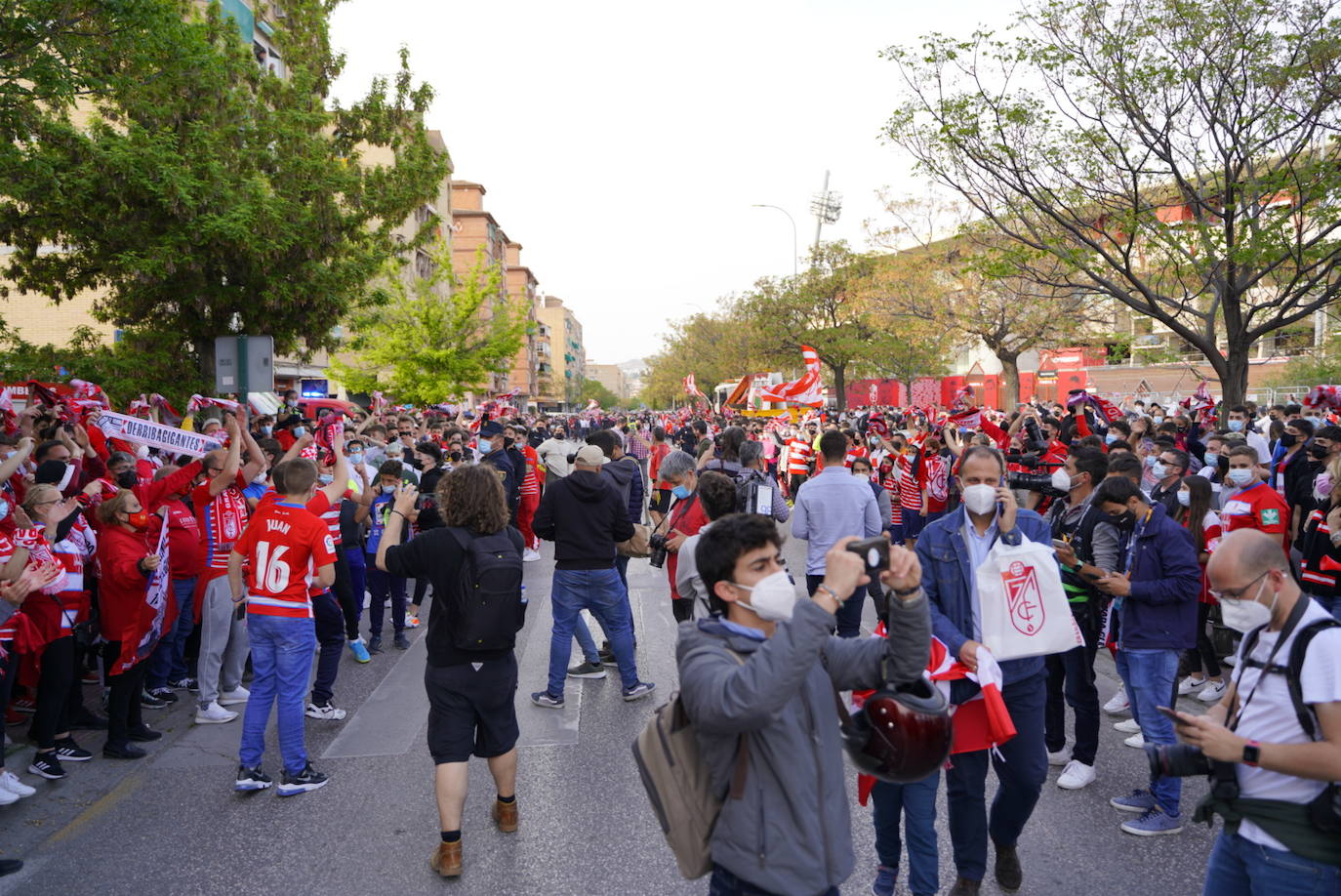 Fotos: El ambiente previo al Granada-Manchester United en el Nuevo Los Cármenes