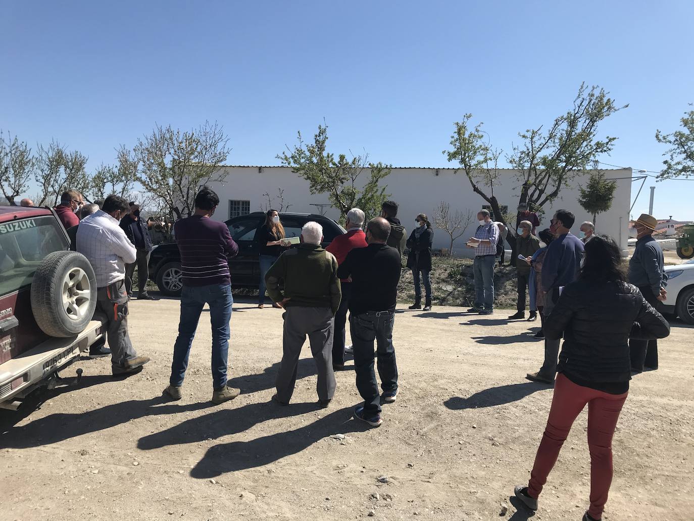 Los agricultores de Caniles afectados, en una reunión informativa.