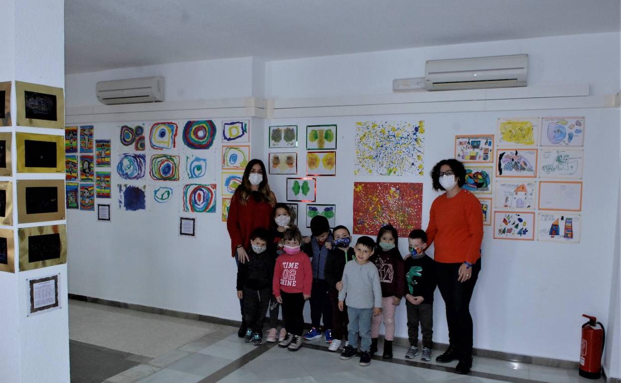 La Junta ayuda a los alumnos de Infantil de Mecina Bombarón a ser creativos a través del Programa Innicia