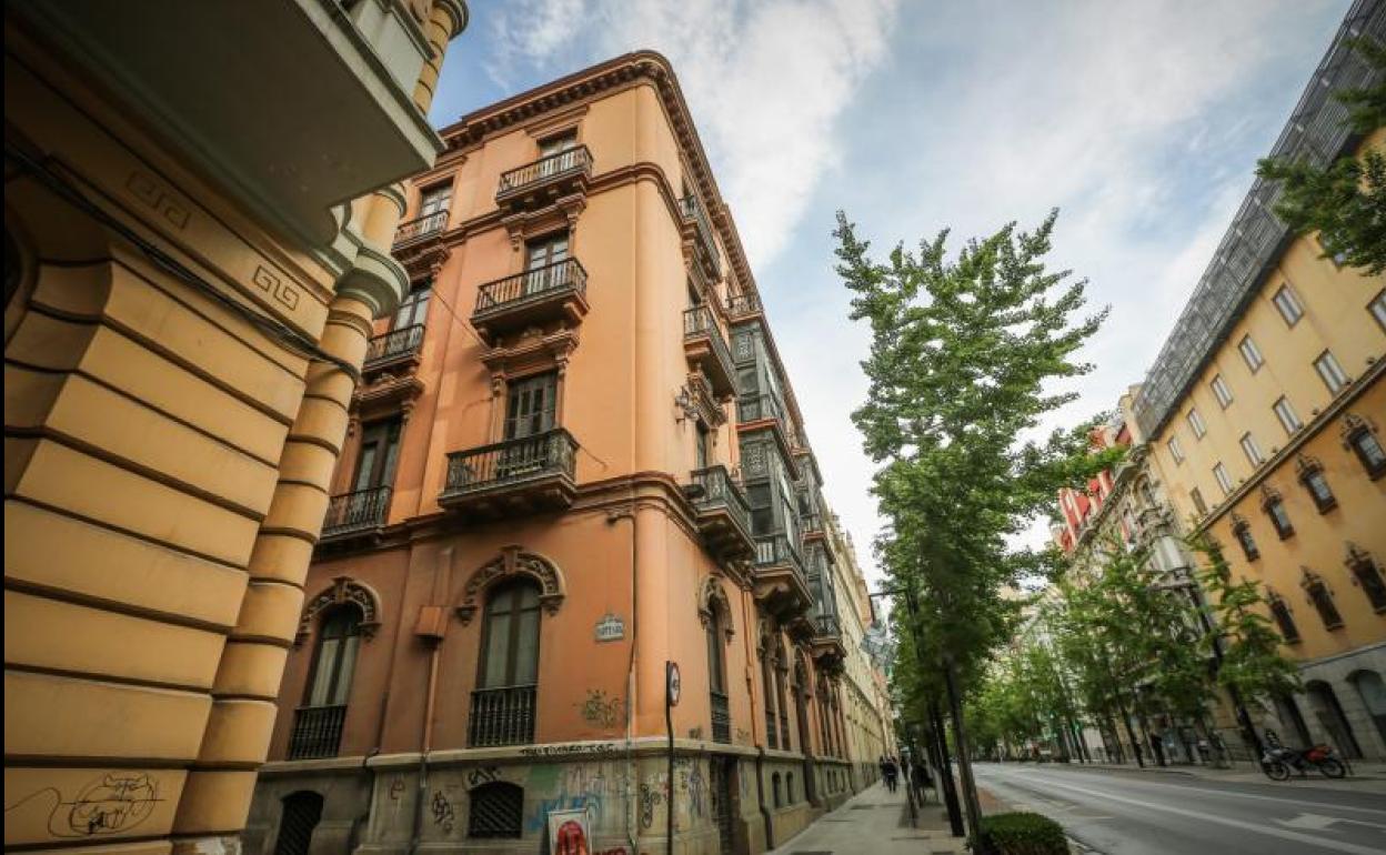El antiguo edificio de la Delegación del Gobierno reforzaría el eje judicial Plaza Nueva-Caleta.