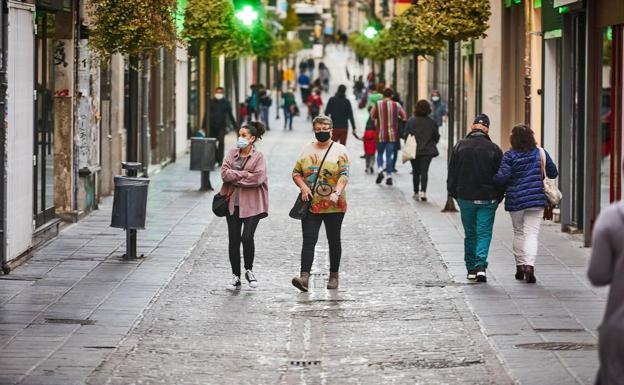 Granada capital y Armilla se libran del cierre perimetral al reducir su tasa en las últimas 24 horas