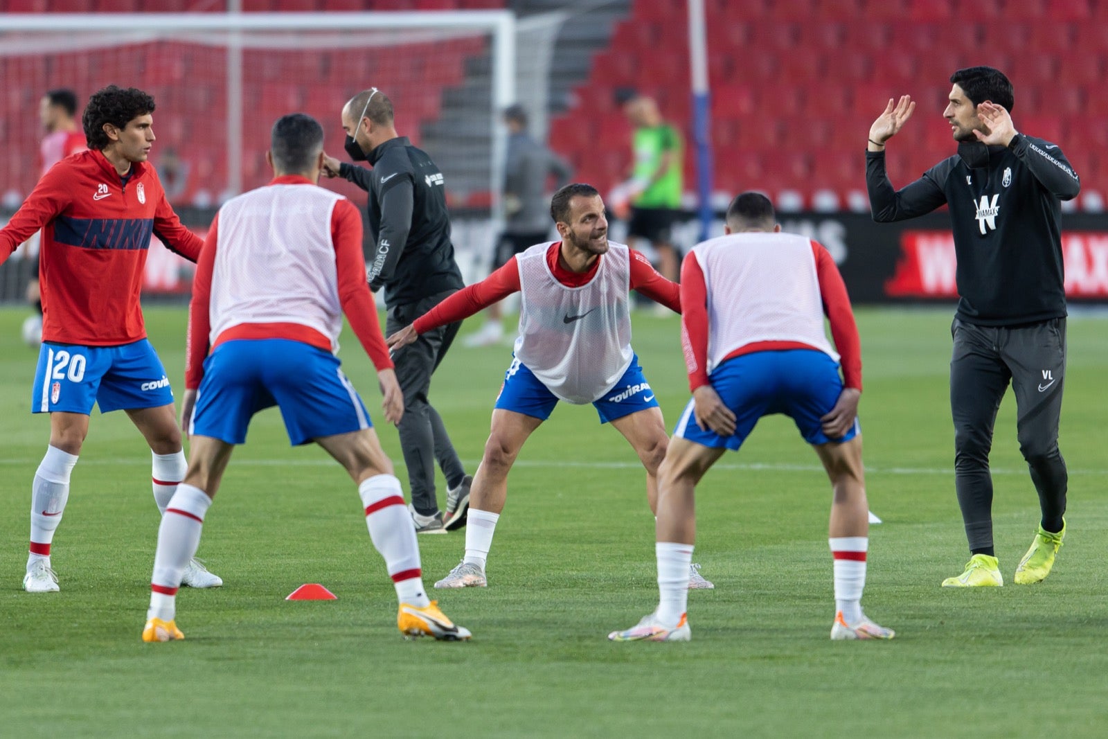 Fotos: Las mejores imágenes del Granada-Éibar