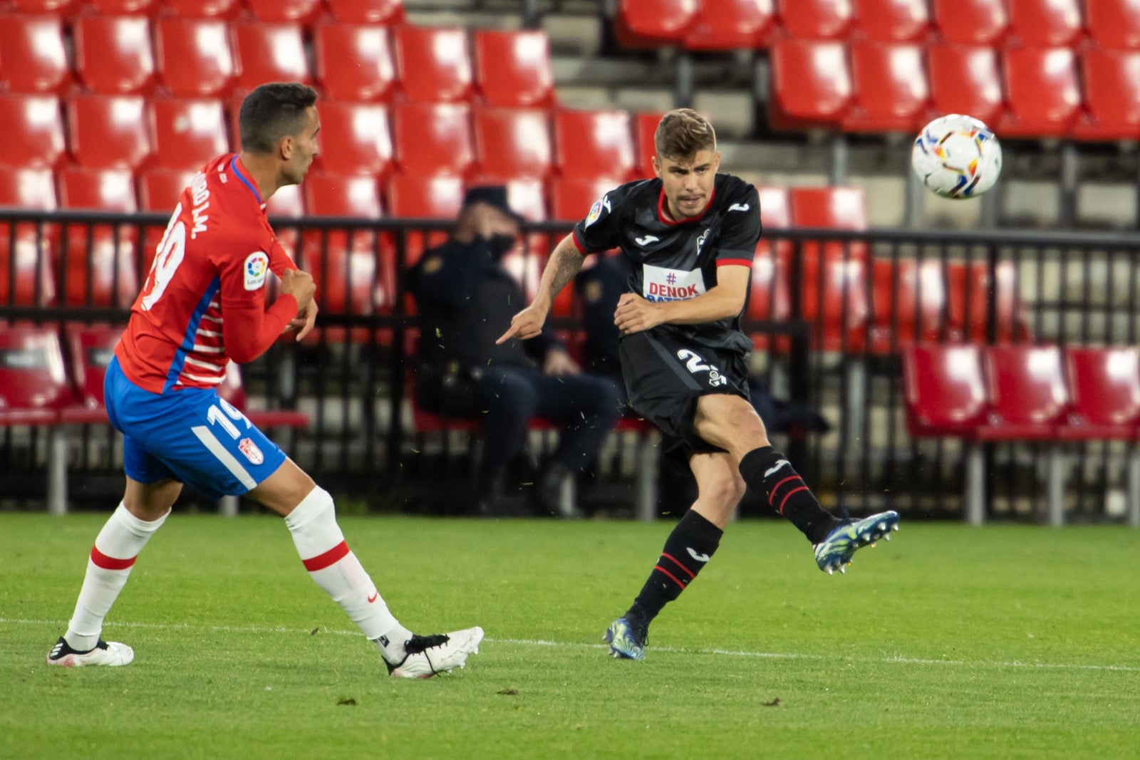 Fotos: Las mejores imágenes del Granada-Éibar