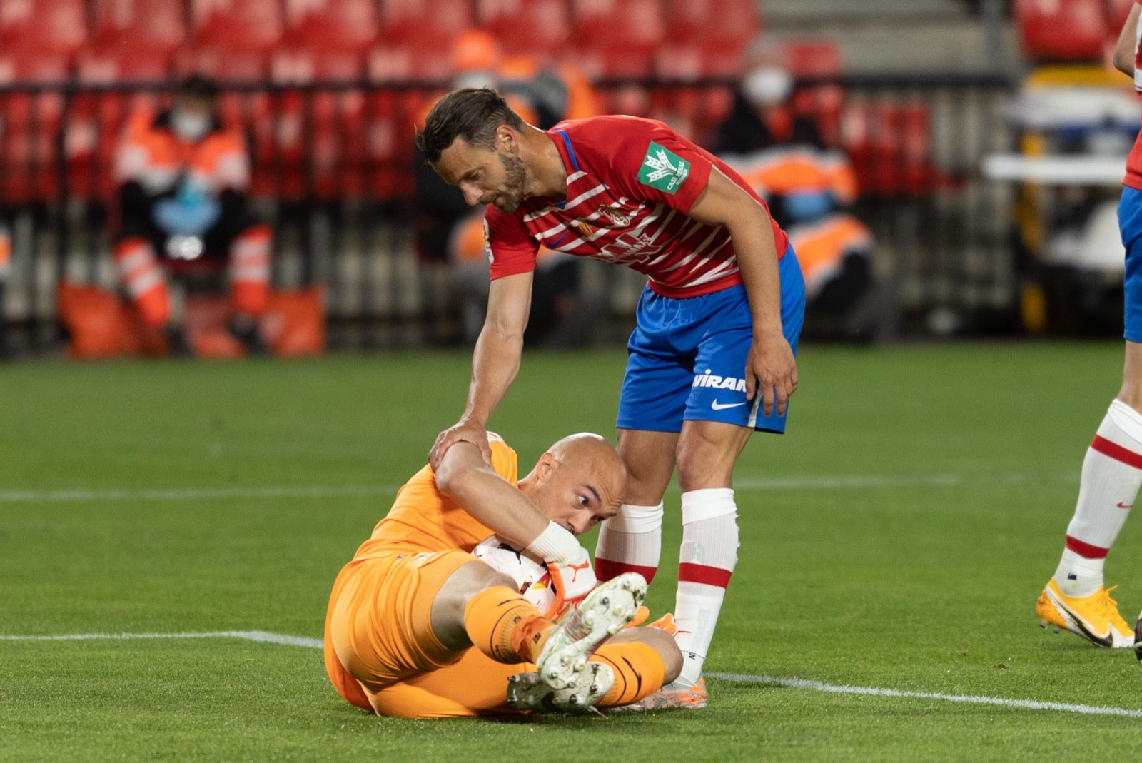 Fotos: Las mejores imágenes del Granada-Éibar