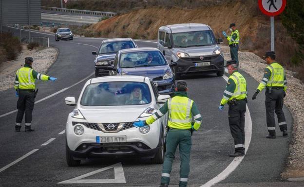 Nuevas medidas y restricciones en Andalucía | La Junta desvela su estrategia para controlar la movilidad en las próximas semanas