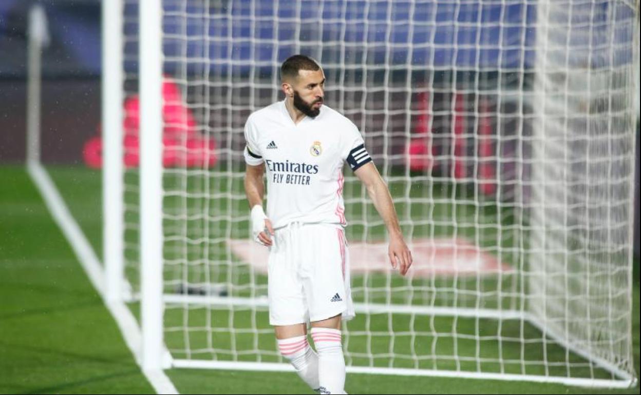 Karim Benzema, durante el duelo entre Real Madrid y Betis.