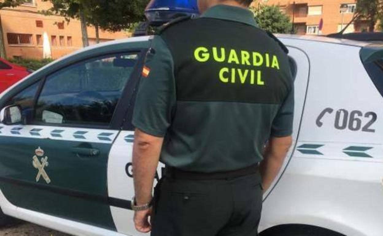 Fallecida en Granada | Encuentran a una mujer muerta con medio cuerpo quemado en su vivienda de Lentegí