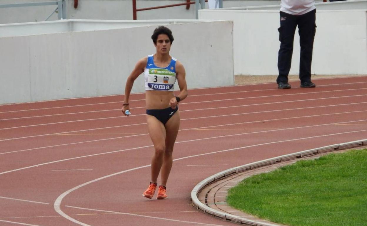 María Pérez marchó sin oposición en los 5.000 metros marcha. 