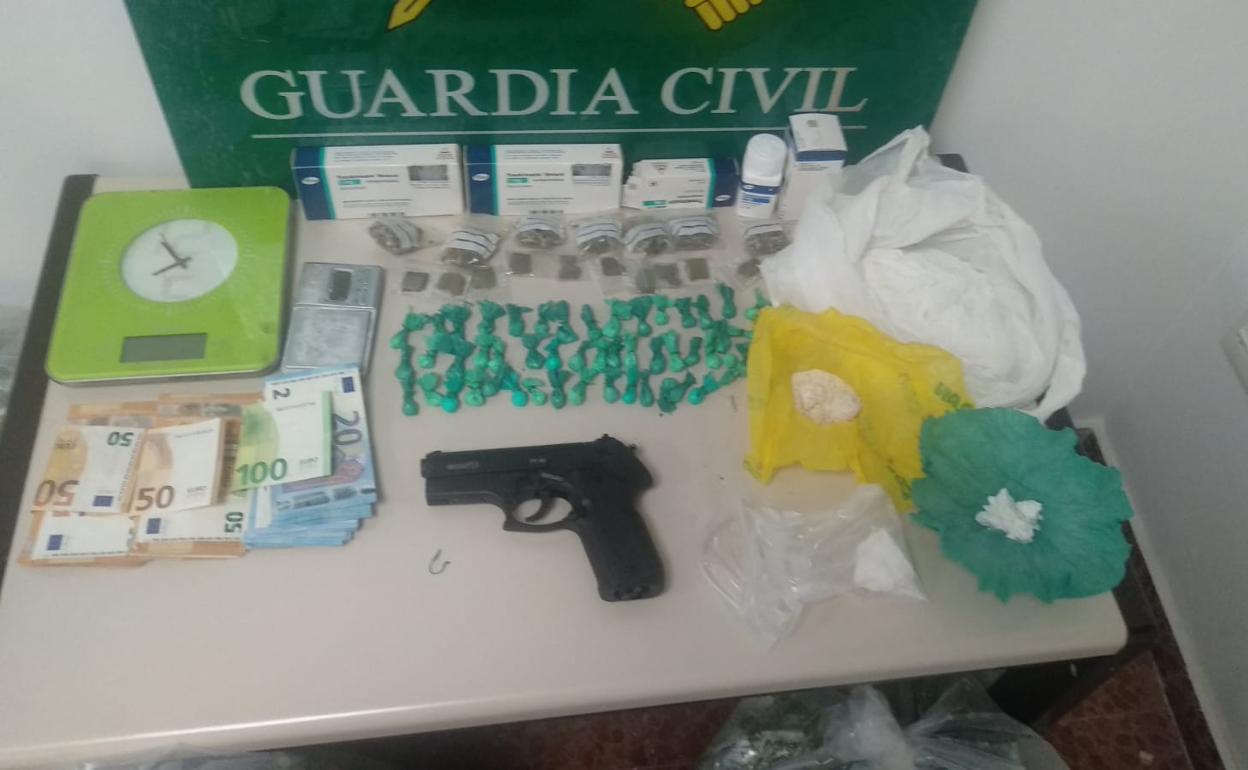 Droga en Granada | Operación Green Skur en Alfacar: detenido un narco que regentaba un gran 'supermercado' de la droga