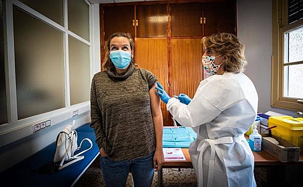 Granada tiene casi al 10% de su población inmunizada gracias a las vacunas covid