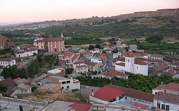 El pueblo de Granada aislado por solo tres positivos: «Deberían ser más flexibles»