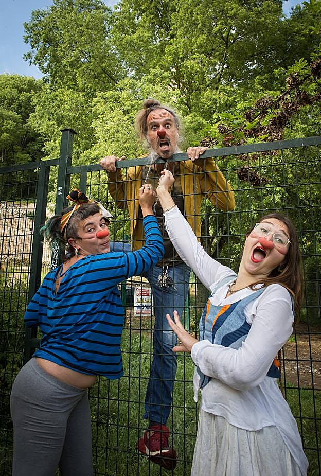 Marina, Toni y Verónica. 