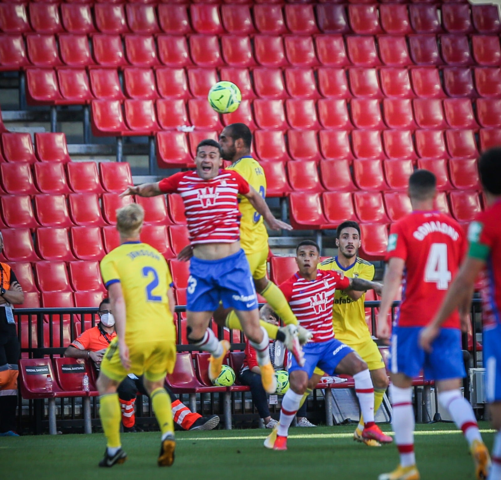 Fotos: Las mejores imágenes del Granada-Cádiz