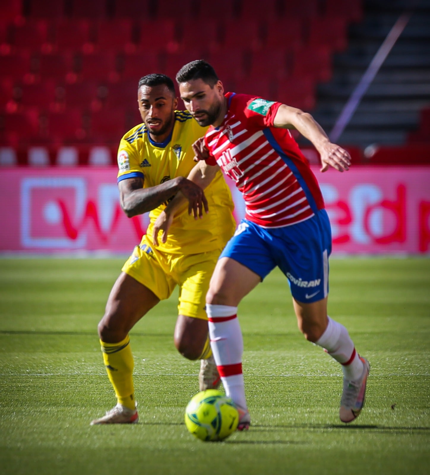 Fotos: Las mejores imágenes del Granada-Cádiz