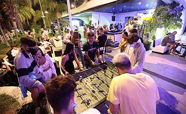 Las discotecas de Granada no podrán abrir este sábado