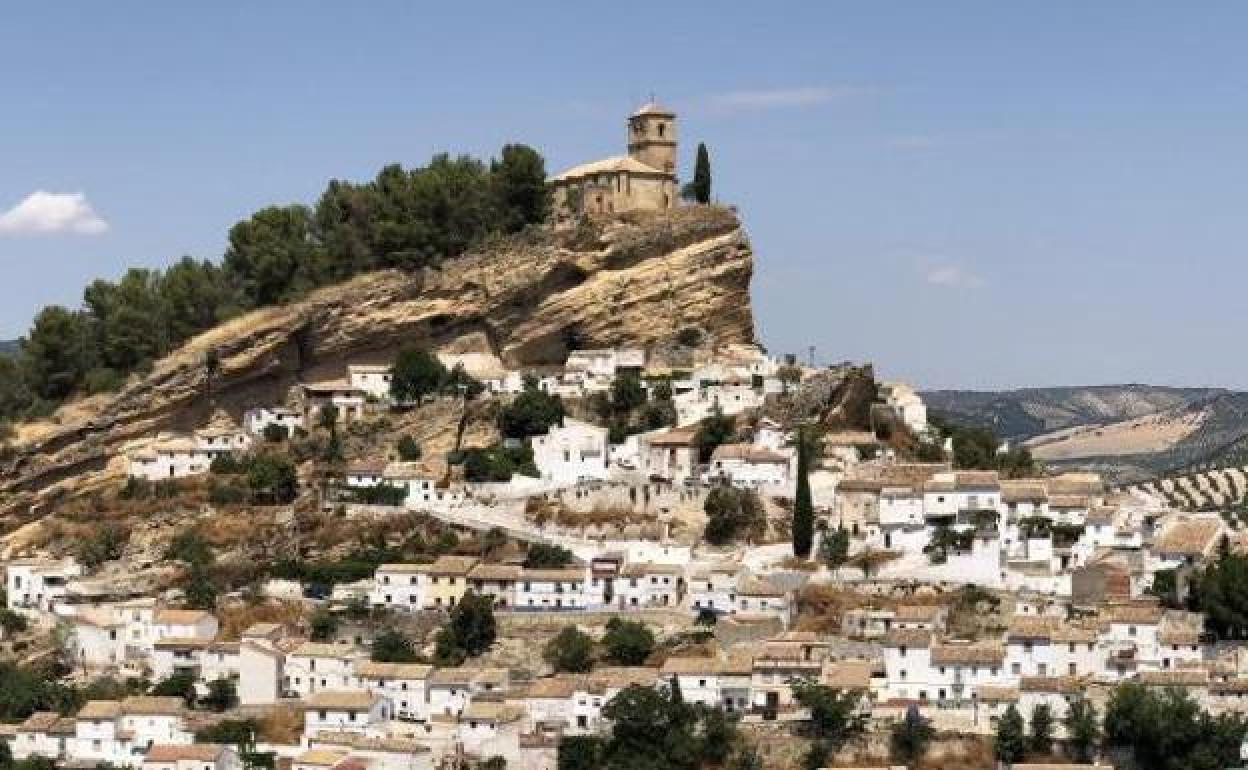 Restricciones en Andalucía | El TSJA deniega el cierre perimetral en Montefrío pero lo respalda en Castro del Río, Bornos y Villamartín