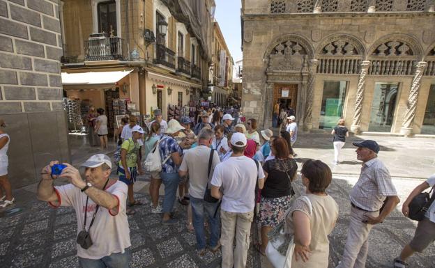 Reabren la Catedral de Granada, la Capilla Real y todos los monumentos de la Iglesia: horarios y medidas