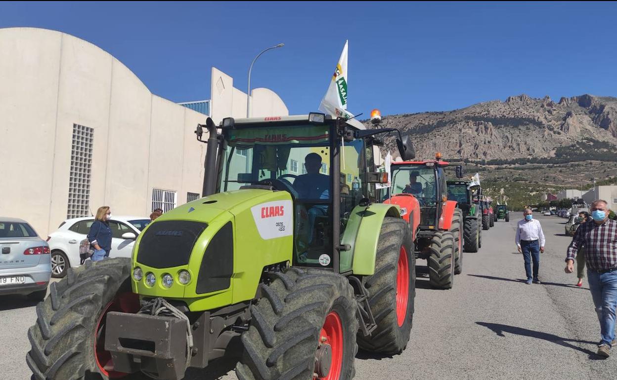 Tractorada de los agricultores y ganaderos almerienses.