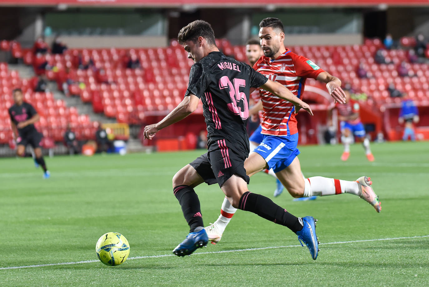 Fotos: Las mejores imágenes del Granada-Real Madrid