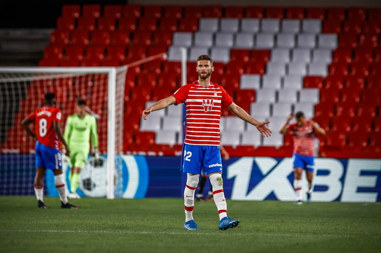 Fotos: Las mejores imágenes del Granada-Real Madrid