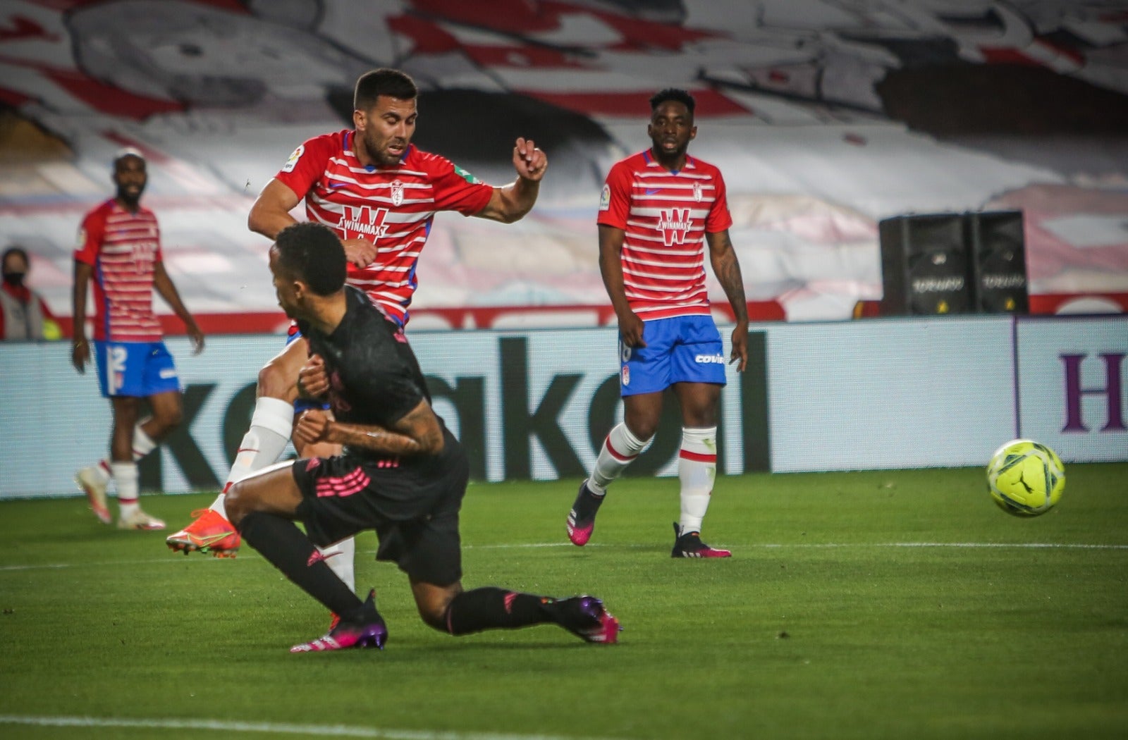 Fotos: Las mejores imágenes del Granada-Real Madrid