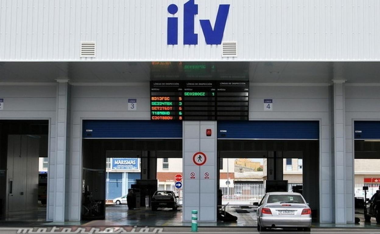 Tráfico | Todos los vehículos que deben pasar la ITV este 2021: calendario con las fechas de cada matrícula