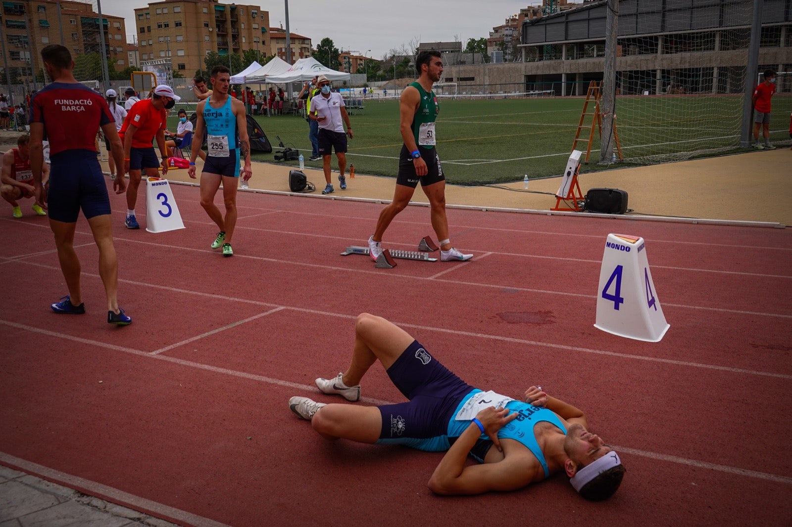 Gran jornada de atletismo en el estadio de la Juventud.