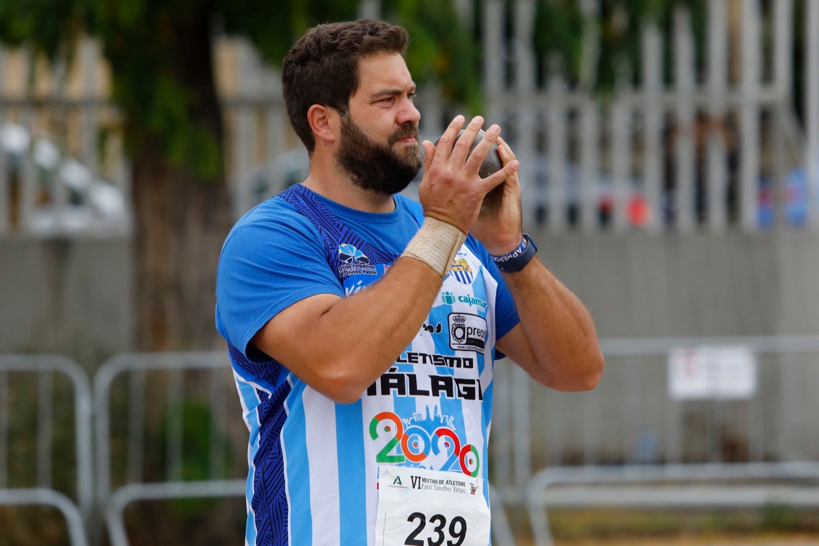 Gran jornada de atletismo en el estadio de la Juventud.