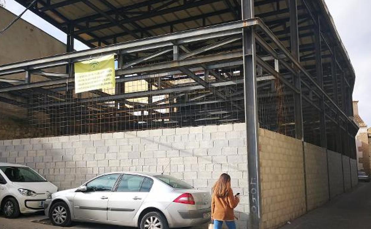 El solar contiene restos romanos y mozárabes.