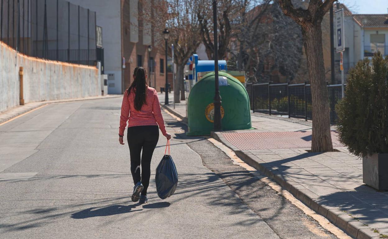 Los contenedores desaparecerán de los pueblos que participen en el proyecto.