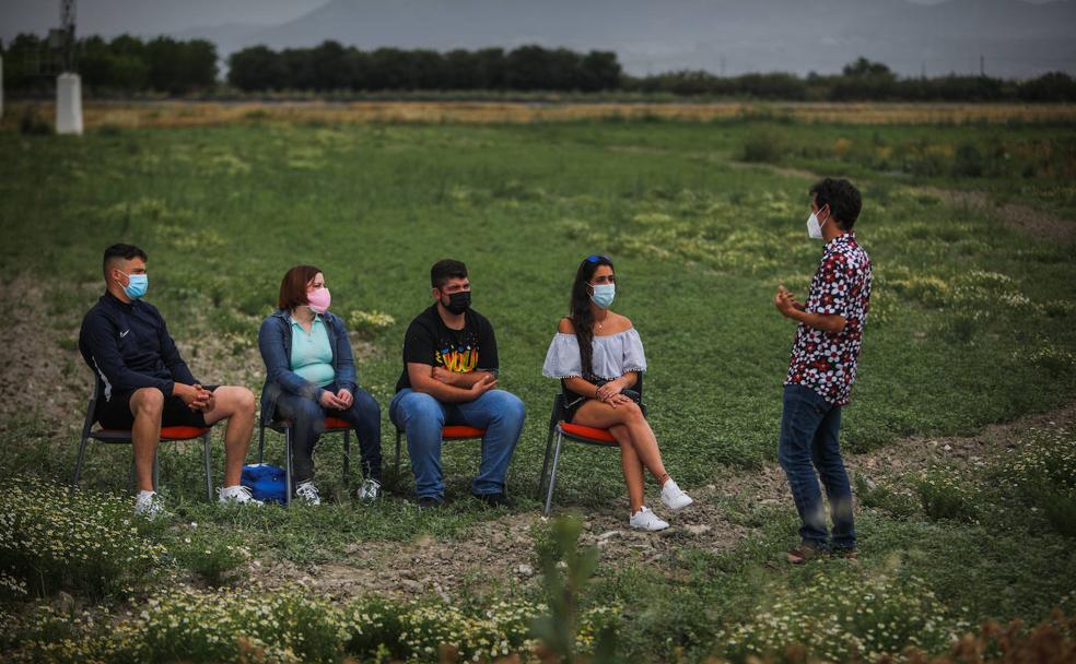 Las clases se desarrollan en la sede del Instituto Andaluz de Investigación y Formación Agraria en el Camino de Purchil.