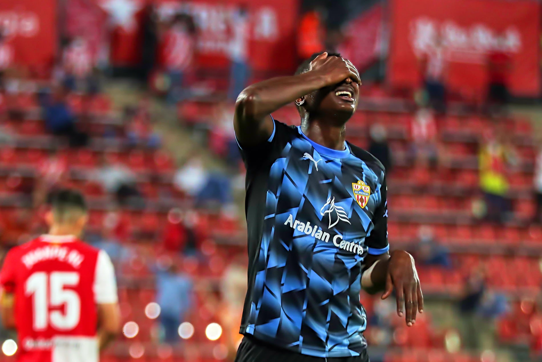 El playoff sr le ha puesto cuesta arriba al Almería en Girona.