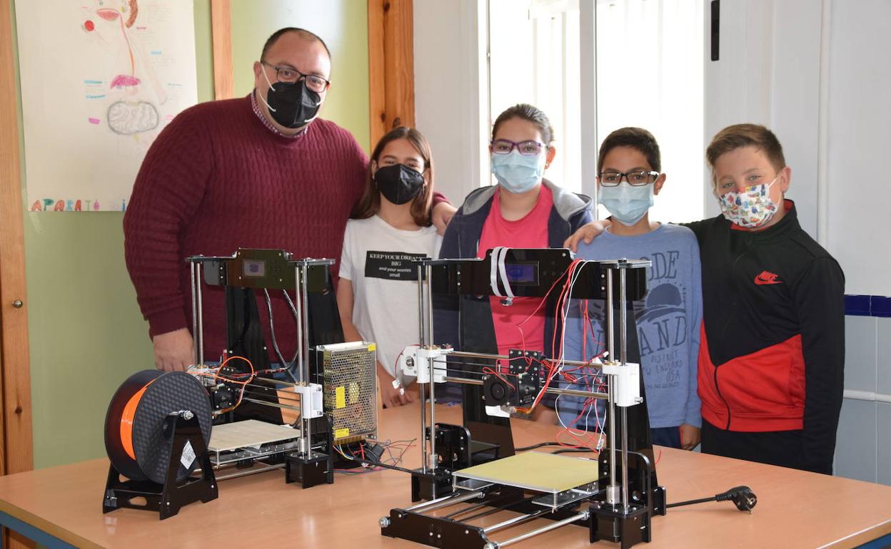 Los alumnos del CEIP Murtas-Turón aprenden a utilizar impresoras 3D