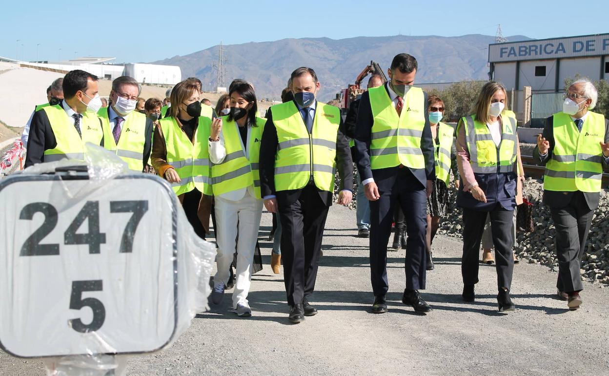Adif inicia el proceso para expropiar 700 fincas entre Lorca y Pulpí para el AVE a Almería