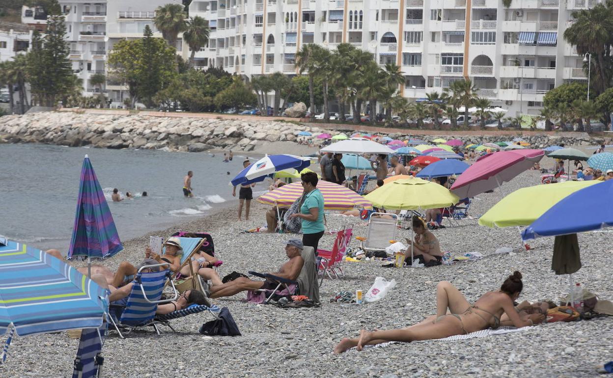 Almuñécar pasa a nivel 2 de alerta.