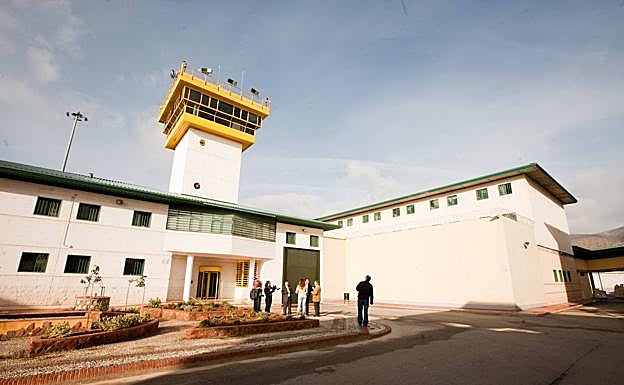 Archivada la queja de un juez por la rápida concesión del tercer grado a un reo de la 'maría' 