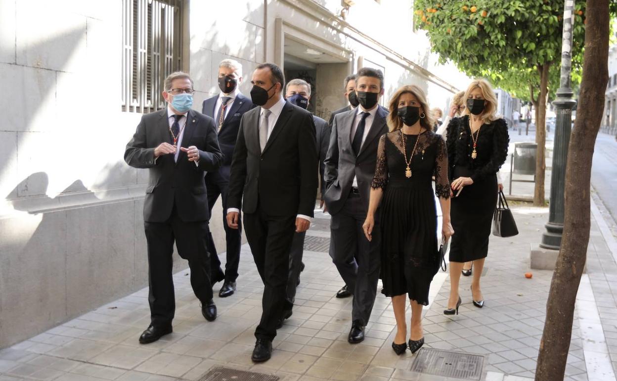 Ayuntamiento de Granada | El PP baraja salirse del gobierno para expulsar a Salvador