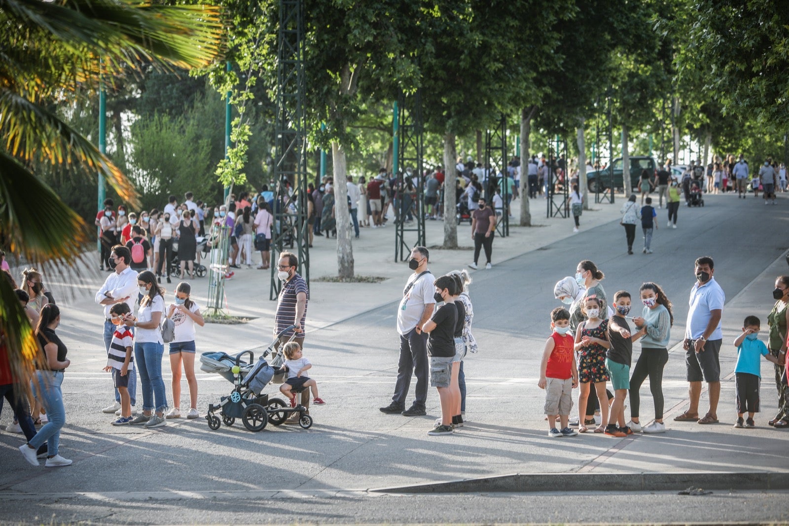 Fotos: Lleno y colas en el ferial de Granada en el Día del Corpus