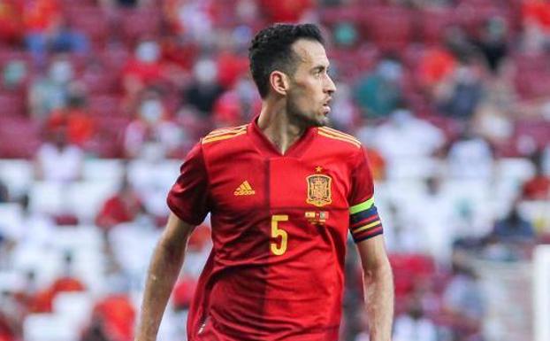 Sergio Busquets, durante el amistoso que midió a España con Portugal. 