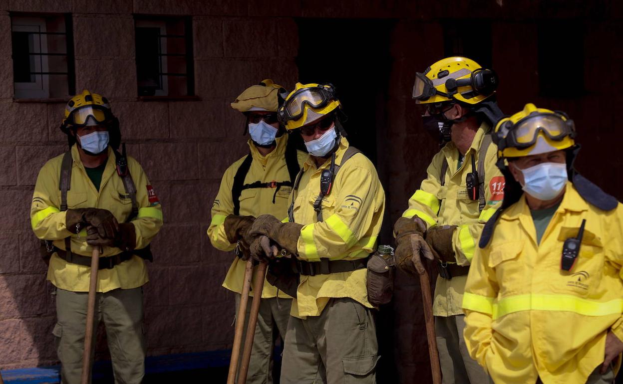 Efectivos del Infoca en Granada. 