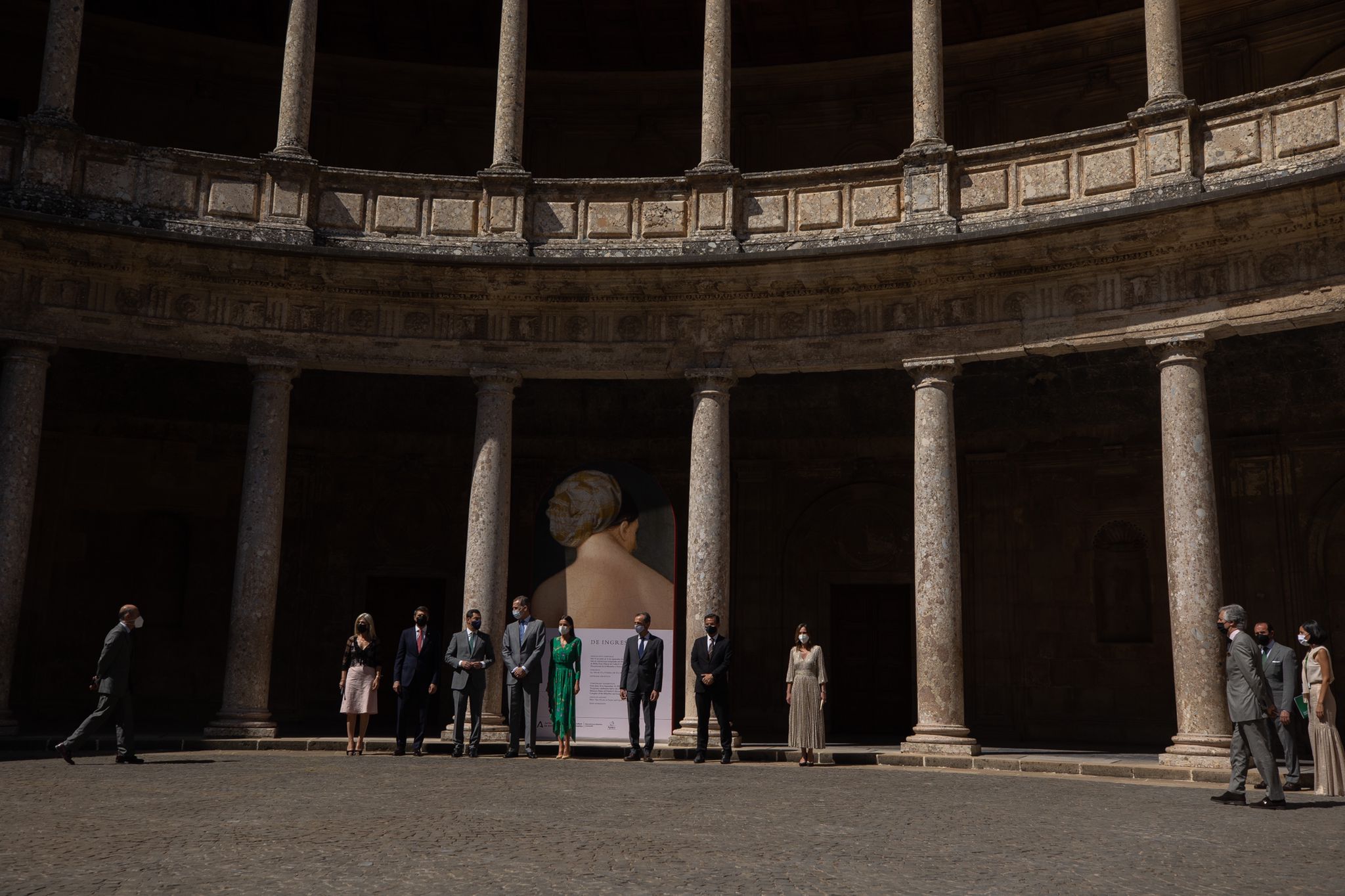 Don Felipe y Doña Letizia han visitado Granada para inaugurar 'Odaliscas. De Ingres a Picasso', una exposición impulsada por el Patronato de La Alhambra y el Generalife