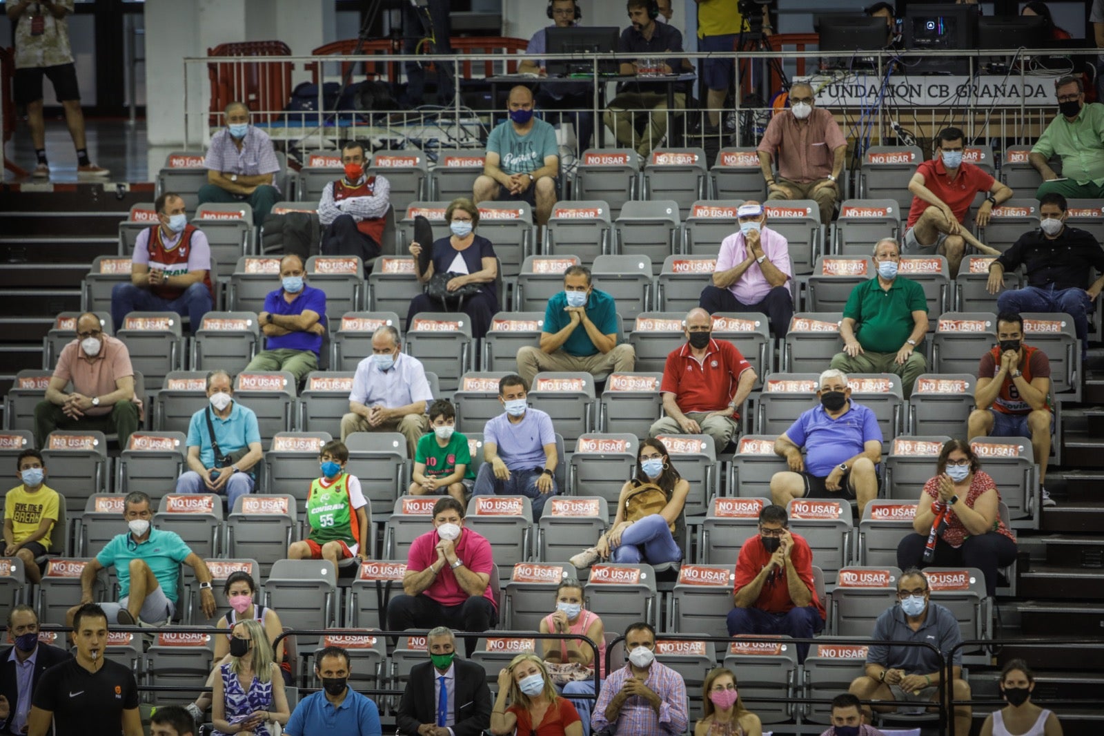 Fotos: Encuéntrate en la grada del partido Covirán Granada-Río Breogán Lugo