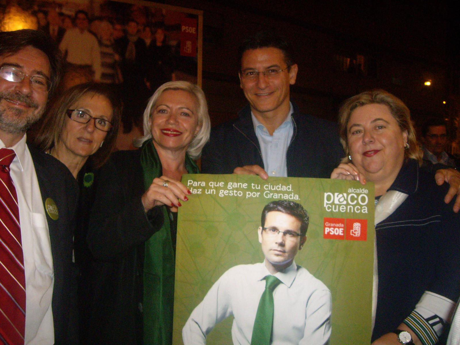 Con María Escudero y Clara Aguilera en la campaña de Paco Cuenca a la alcaldía en 2011