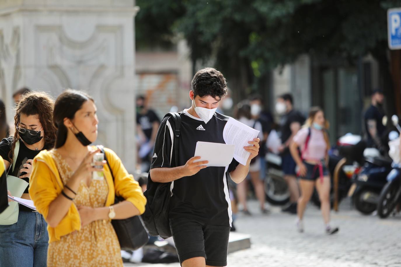 Los aspirantes, en la Facultad de Derech