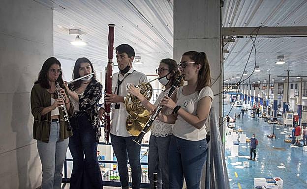 Imagen principal - Un quinteto inaugura el FEX