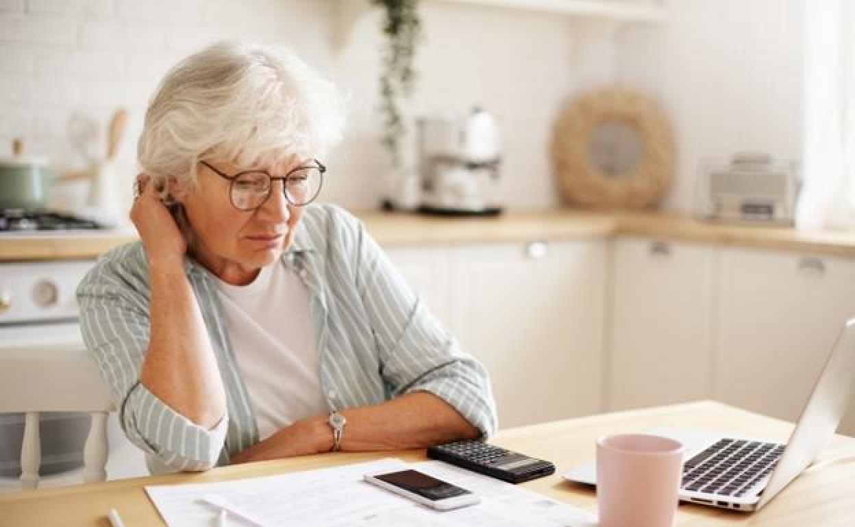 como pueden compaginar pension trabajo jubilados 65 años