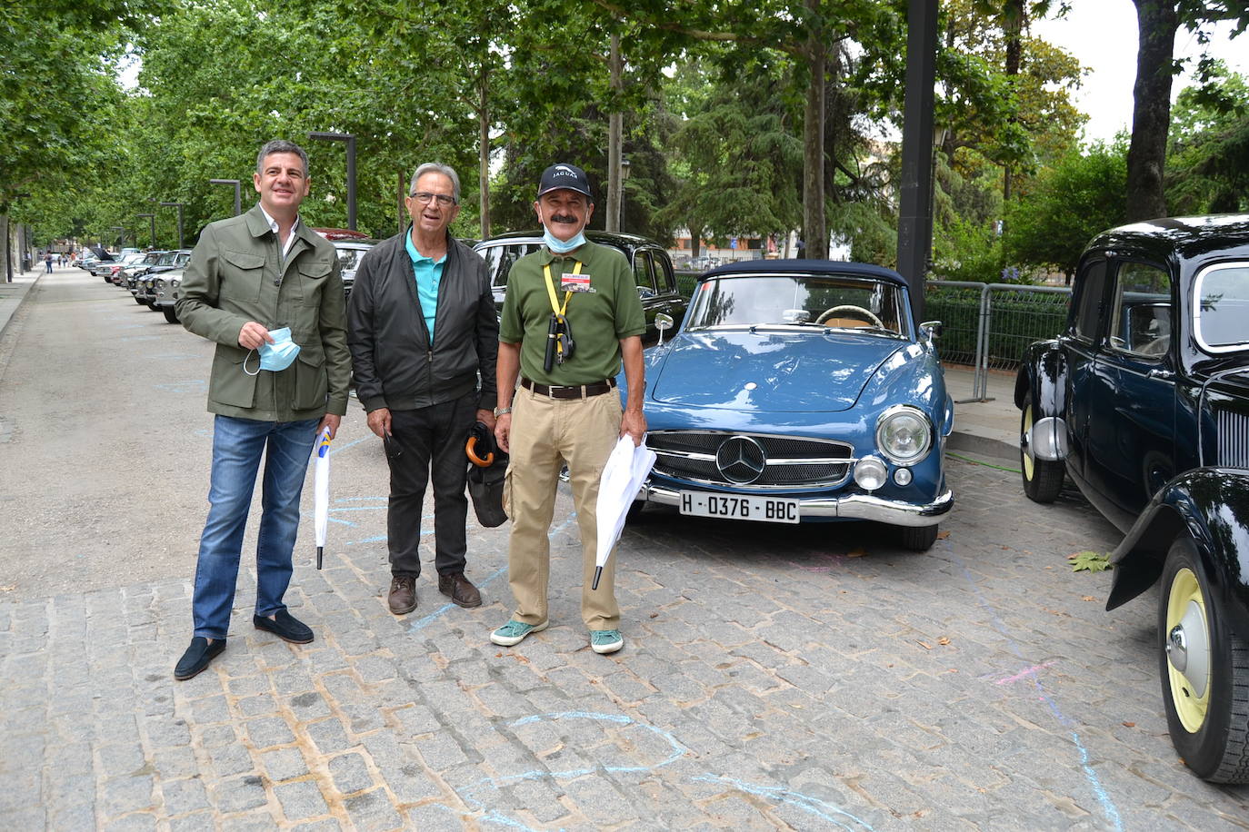 Hasta las 15 horas del domingo se podrán contemplar en el Paseo del Salón, los más de 70 vehículos del siglo pasado participantes en la XVII Ruta Reale.