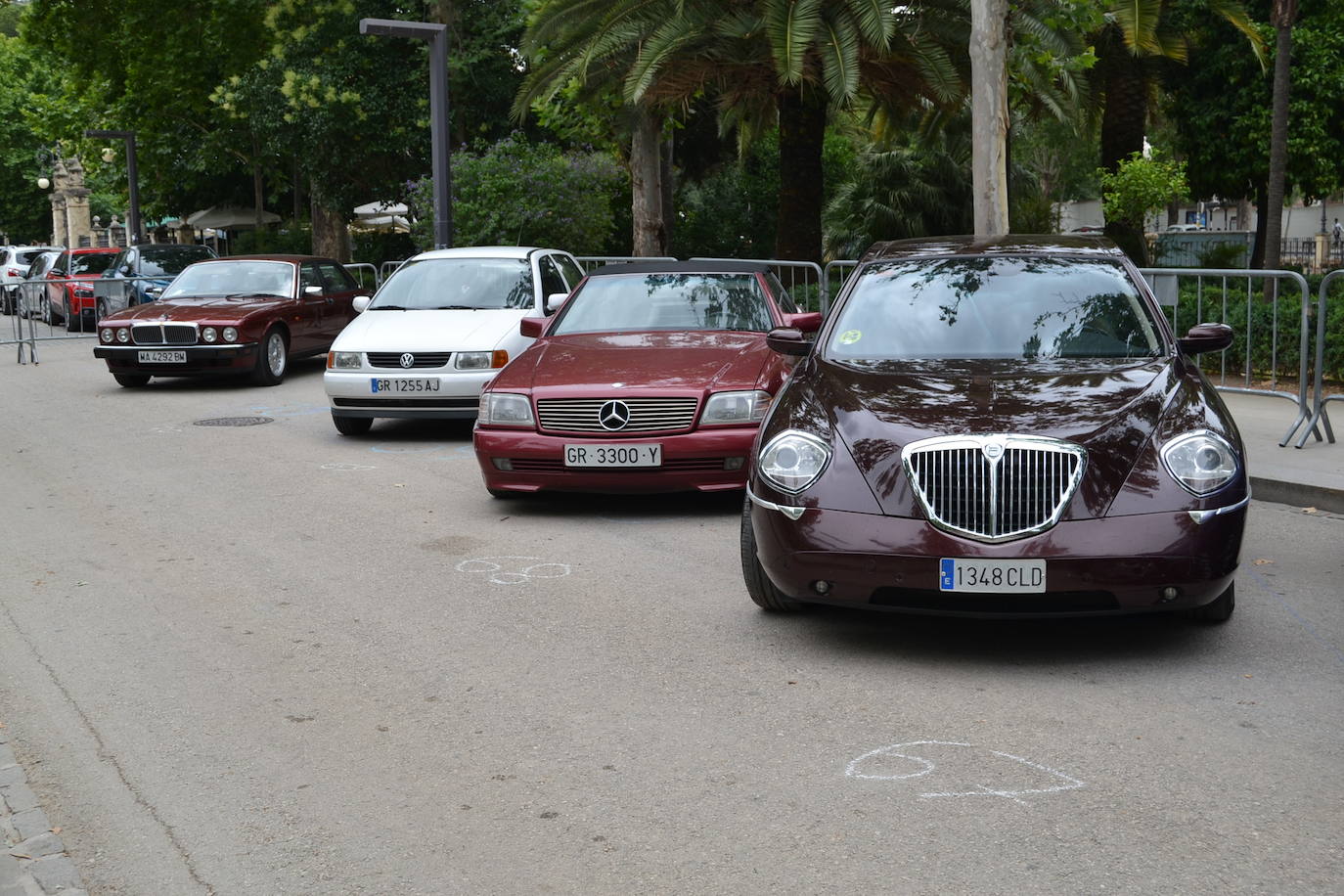 Hasta las 15 horas del domingo se podrán contemplar en el Paseo del Salón, los más de 70 vehículos del siglo pasado participantes en la XVII Ruta Reale.
