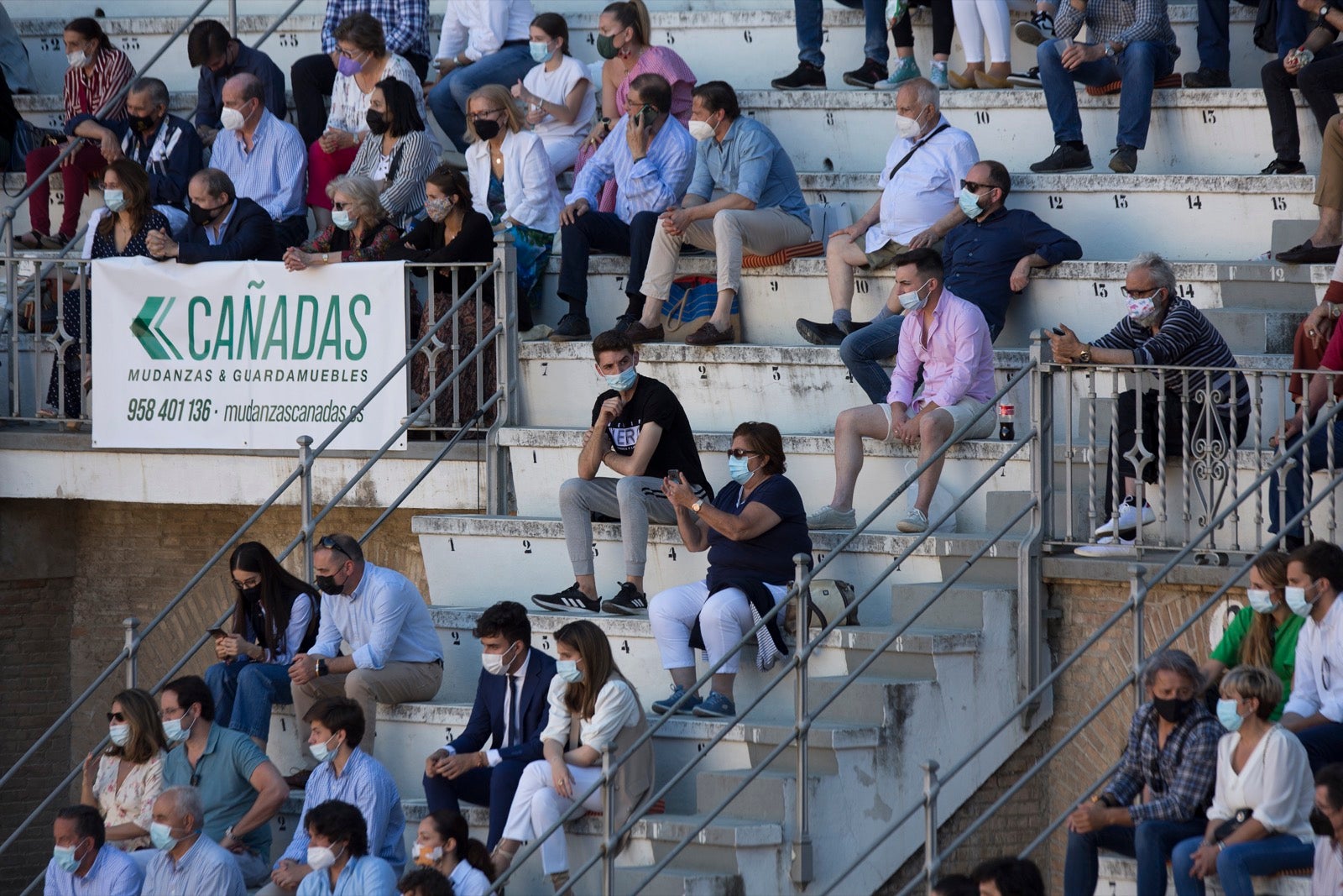 Fotos: Búscate en los tendidos de la Monumental de Frascuelo