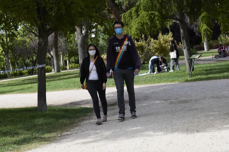 La Junta pide a los andaluces que la desaparición de la mascarilla se haga «de forma progresiva»